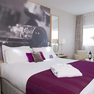 Otel Mercure 19 Philharmonie La, Paris